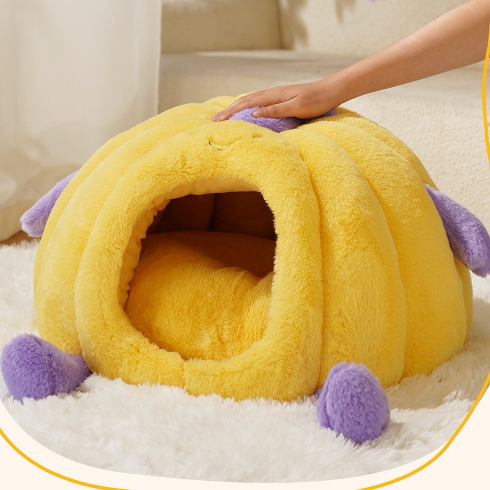 Pumpkin Cozy Cat Cave Bed – Soft Plush Hideaway for Cats