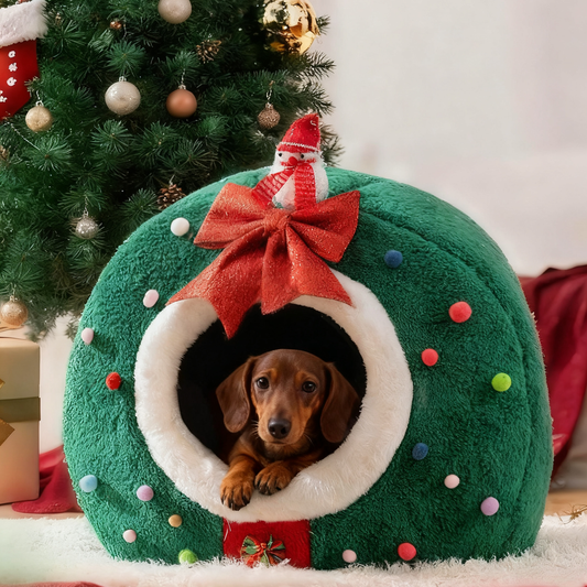 Christmas Tree Cozy Pet Cave – Warm Plush Semi-Enclosed Bed for Cats & Small Dogs | Holiday Gift Nest