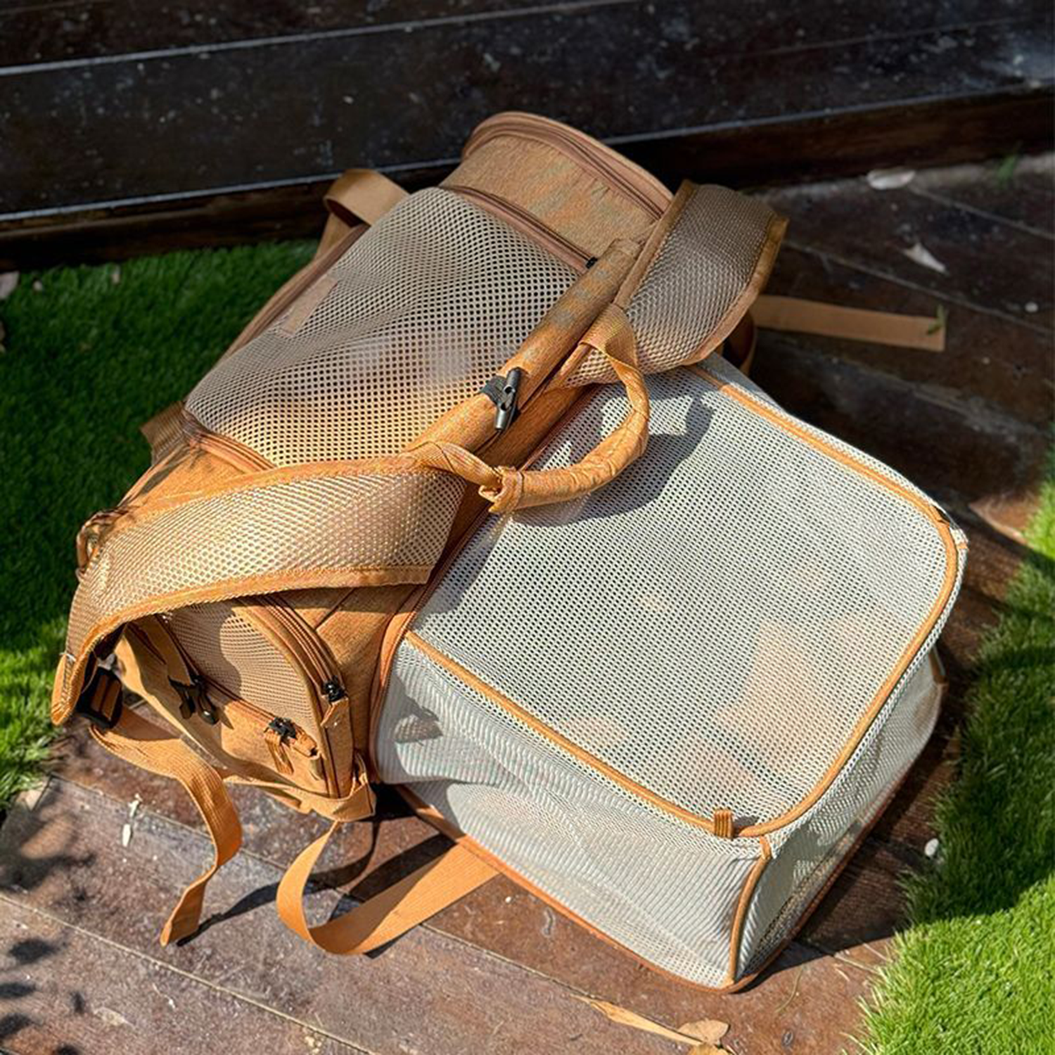 Expandable Large-Space Travel Pet Carrier Bag – Single Shoulder or Handbag for Cats & Small Dogs