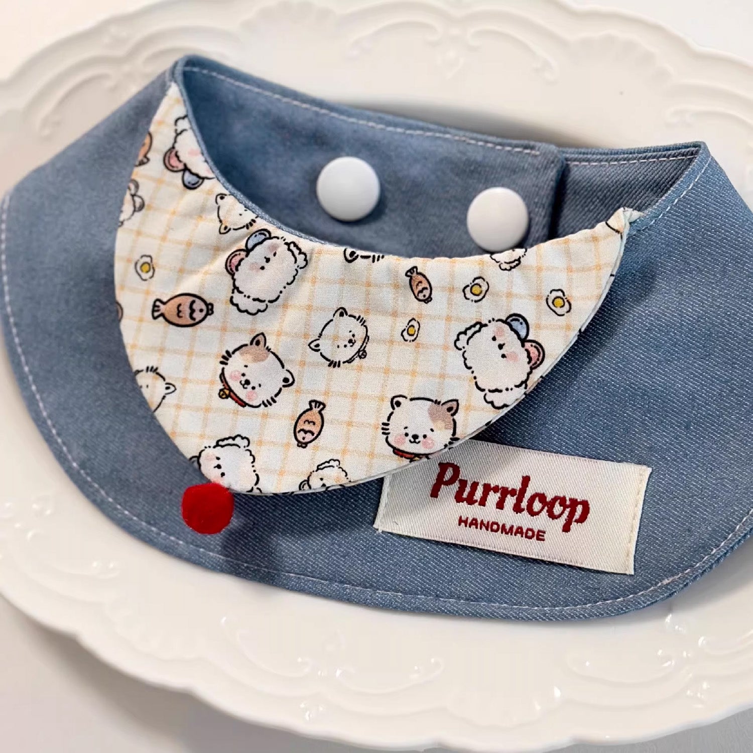 Cute cartoon pet bandana collar with snap-button closure styled on plate