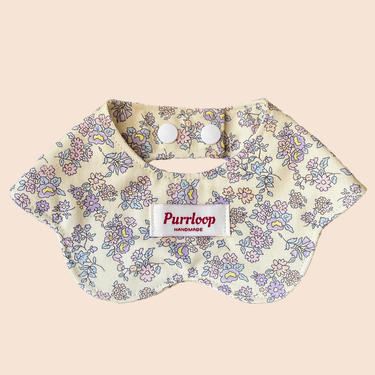 Floral pet collar with soft pastel flower pattern and scalloped edge for cats and dogs