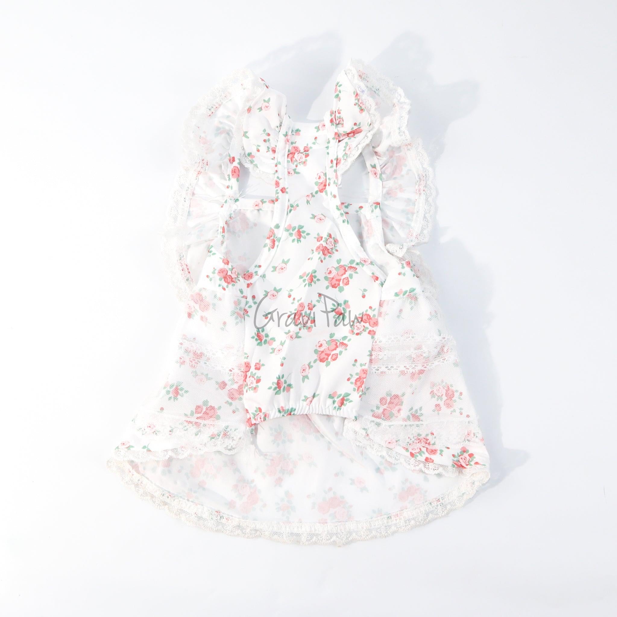 Floral Lace Pet Dress – Elegant Outfit for Rabbits, Cats & Small Dogs