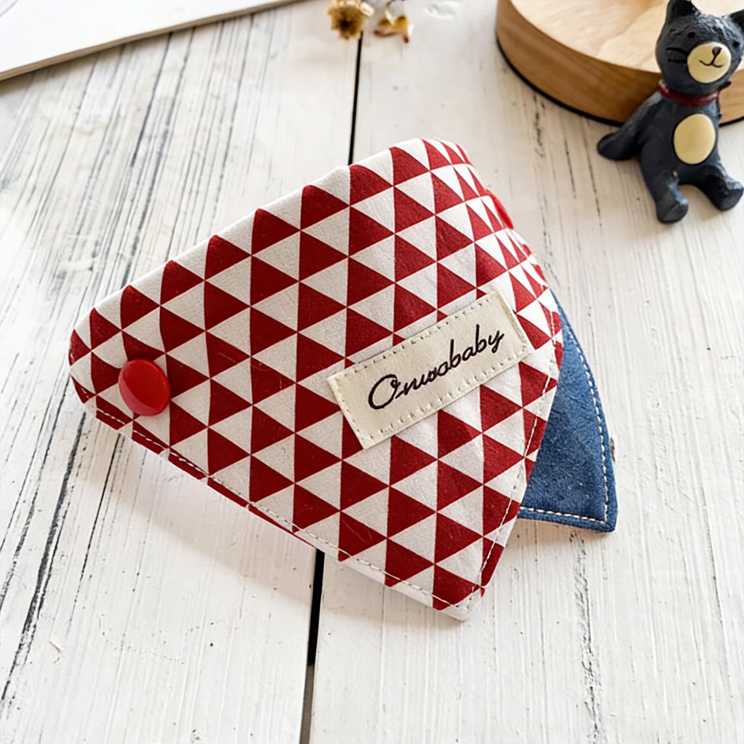 Red white diamond triangle bandana pet collar with snap-button closure